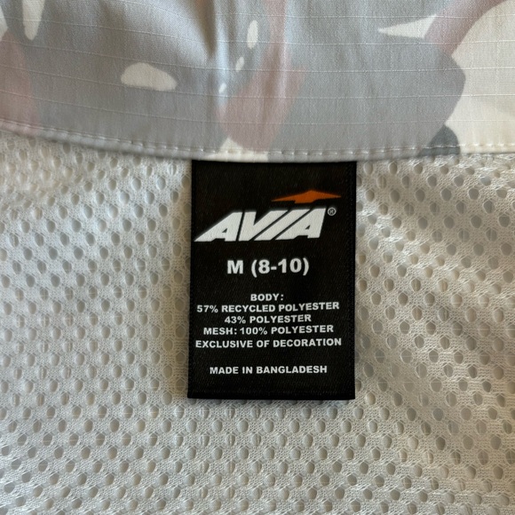 Avia Women's Athletic Vest Size Medium - Picture 8 of 8